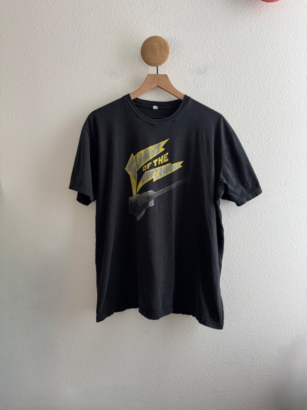Vintage Royal Apparel Flight of Conchords TV Show Tshirt